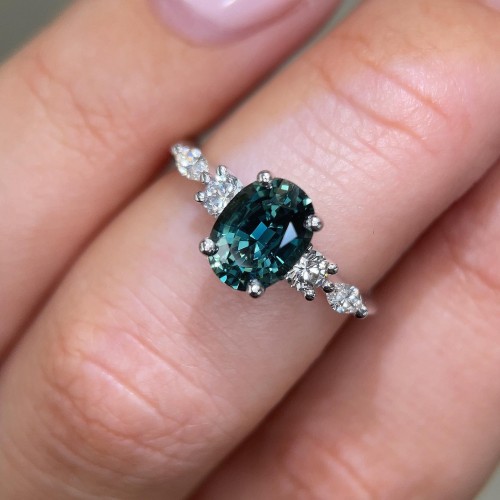 Our Rings With an Oval Cut Which is The Best